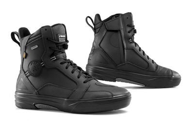 Gianni Falco Arrakis 2, vedenpit&auml;v&auml; ajokenk&auml;, musta