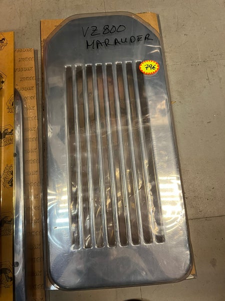 J&auml;&auml;hdyttimen kromisuoja SUZUKI VZ800